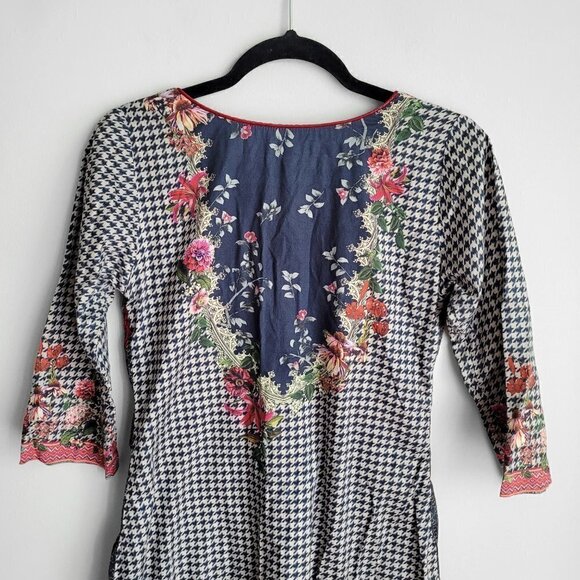 Ethnic By Outfitters Floral Printed & Embroidered Houndstooth Boho Tunic Kurta - Picture 8 of 12